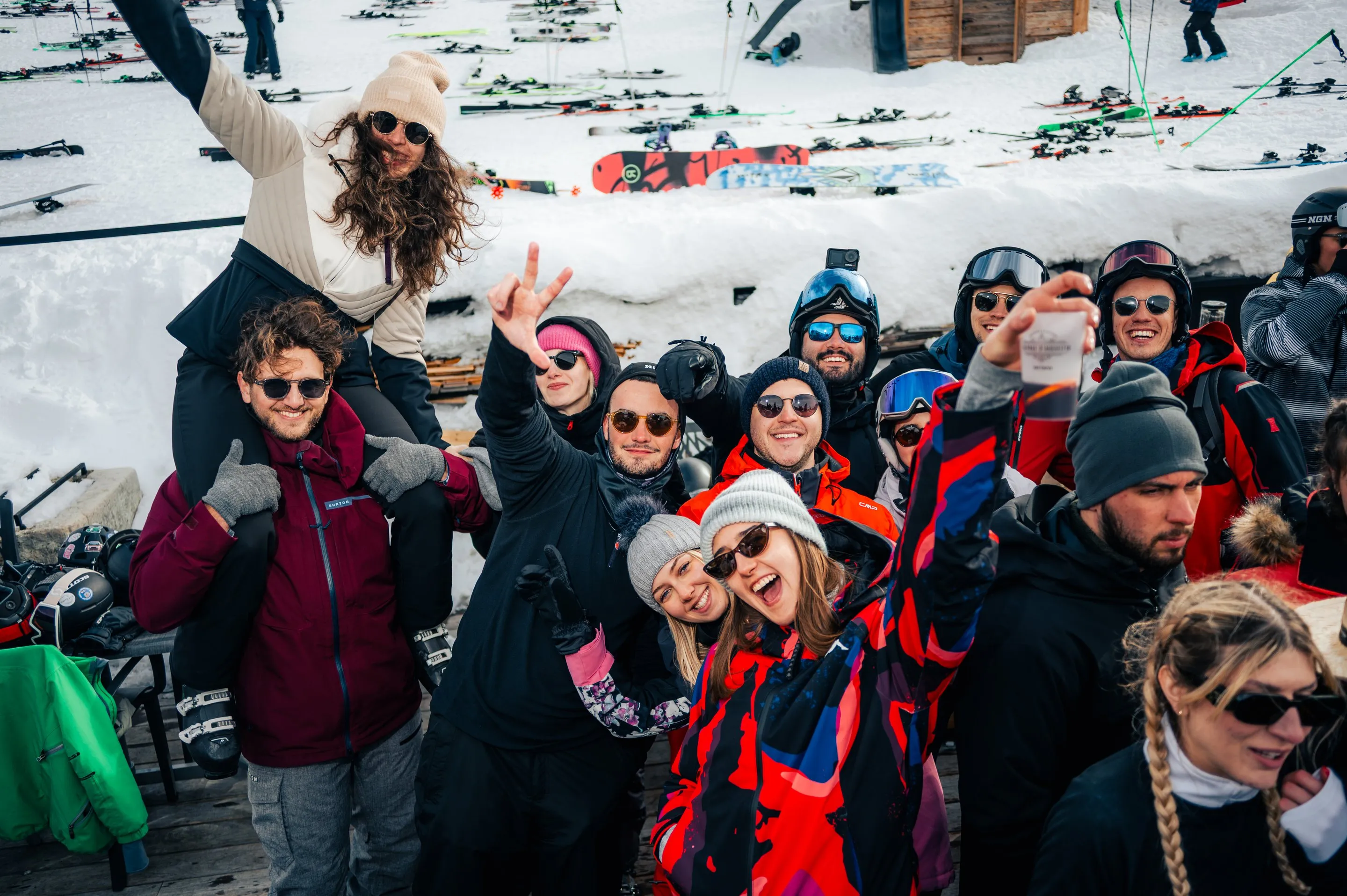 SKIJAM ekipa na snegu